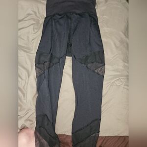 Lululemon Mesh Linning Leggings ( 4 )